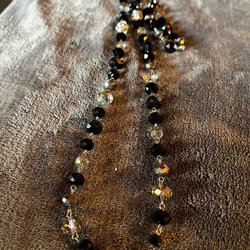 Sophisticated Black and Silver Necklace with Polished Beads